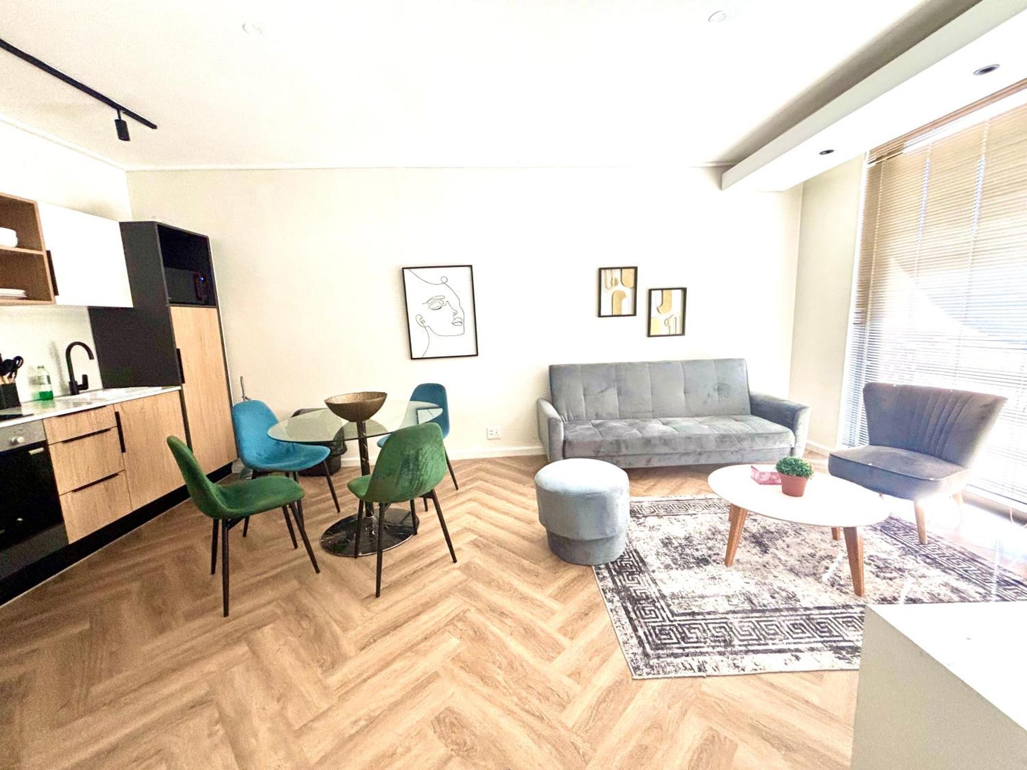 Apartment Modern Luxe On Park